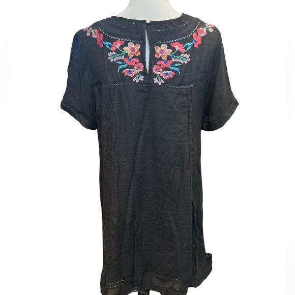 UMGEE Embroidered dress - Picture 2 of 5